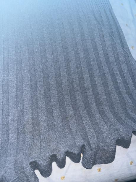 Svetríkové šaty, m