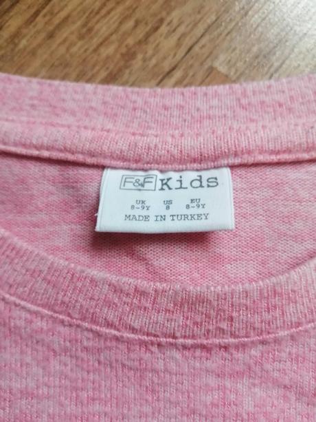 Ruzovy sveter s "unicornom"., f&f,134