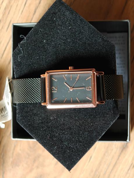 Dámske hodinky, bijou brigitte