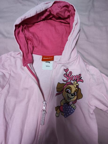 Spolu skye rifle 122 a mikinka 128, 122–134