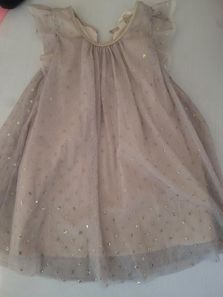 Balík letného oblečenia, 86–98