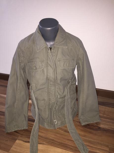 Balík oblečenia 134 (16ks), 122–134