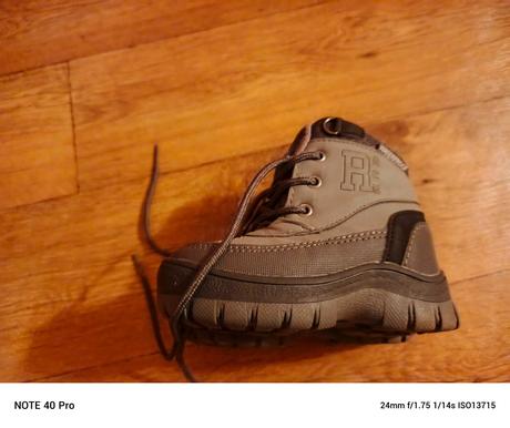 Chlapčenské topánky, 21