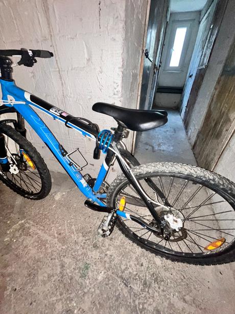 Horský bicykel trek wahoo, super stav, 18