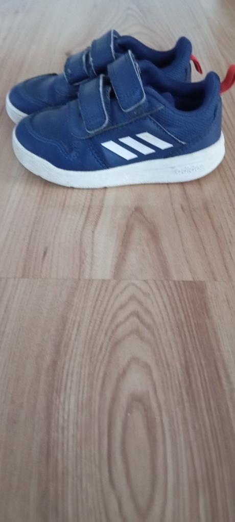 Botasky, adidas,23