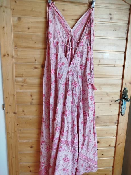 Letne saty s vystrihom, 34 - xs