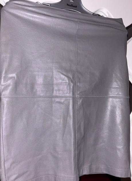 Koženková sukňa vila s, s