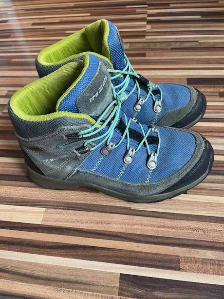 Turisticke topánky, 34