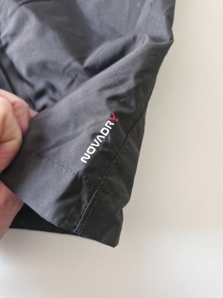 Nohavice do snehu, quechua,38