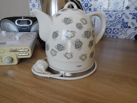 Rýchlovarná konvica porcelánová, 