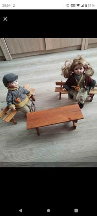 Bábiky s posedením,