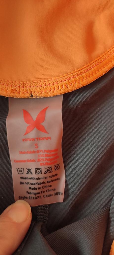 Karitraa leginy na behanie, s