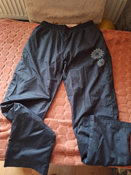 Dievšenské podšité nohavice, lewro,152