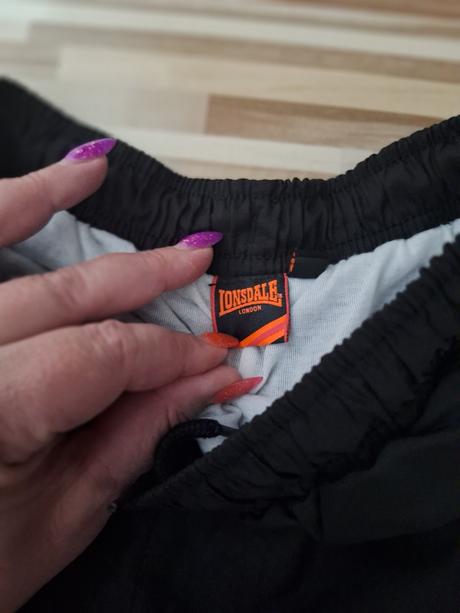 Nohavice, lonsdale,158