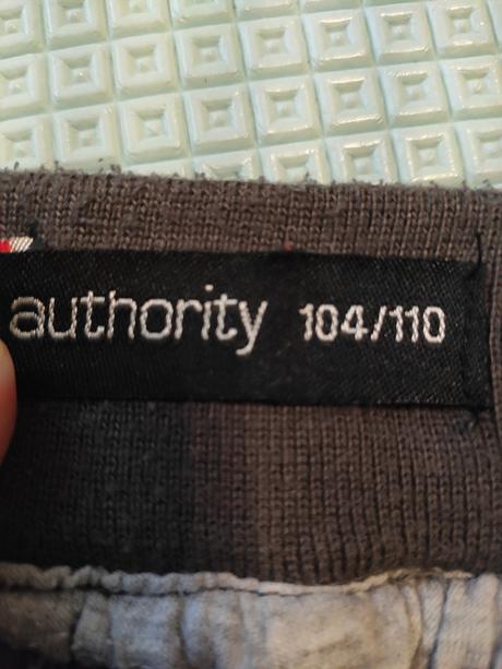Tmavohnedé nohavice authority 104/110, authority,104