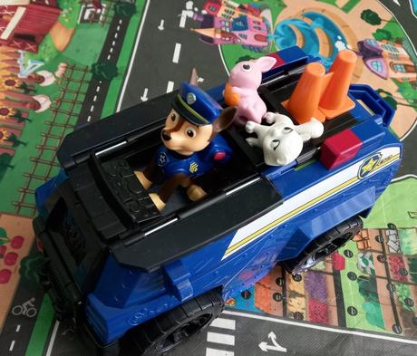 Auto tlapkova patrola, 