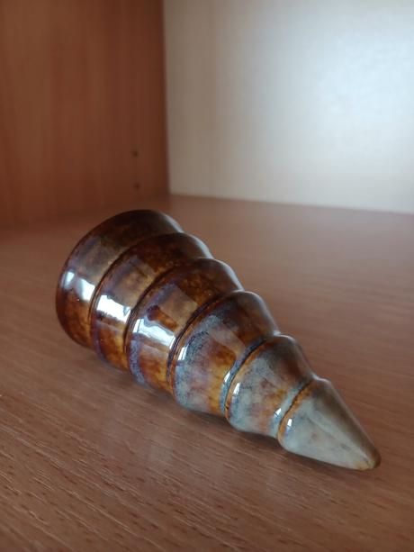 Dekoračný porcelánový stromček 10 cm,