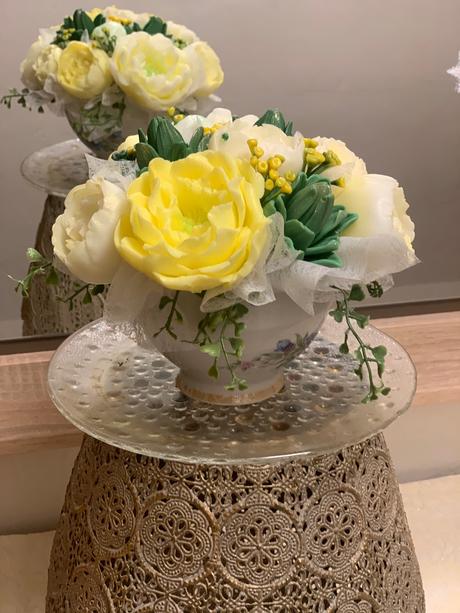 Mydlova kytica v keramickej miske, 