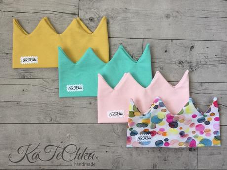 Krasna korunka s nakrcnikom, <50 - 158