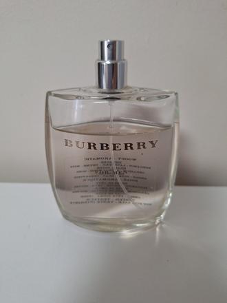 Parfém burberry,