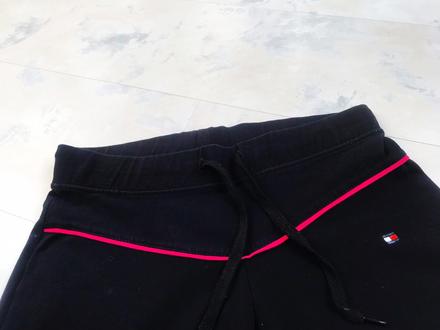 Športové tepláky th, tommy hilfiger,s