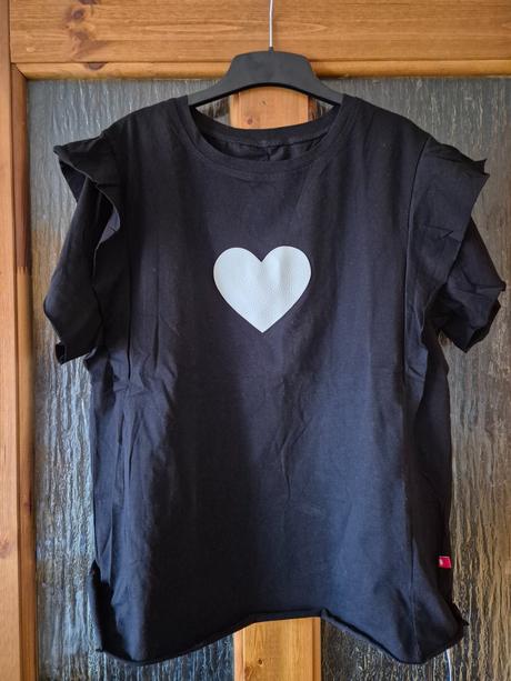 Čierne tričko pískacie l, l