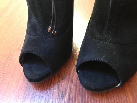 Cierne cizmicky kotnicky 38, 38