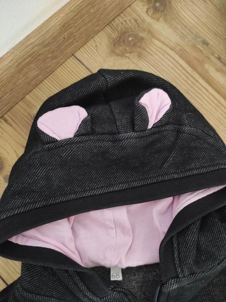 Mikina s uškami, 68