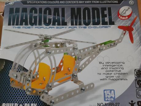 Stavebnica vrátane poštovného,