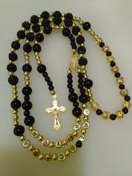 Ruženec s menom a dátumom e120,