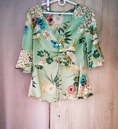 Elegantná blúzka, 40