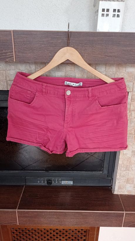 Ruzove kraťasy, amisu,38