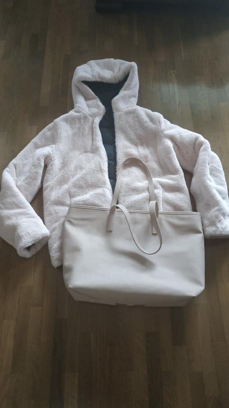 Shoper kabelka omg z humanic, 