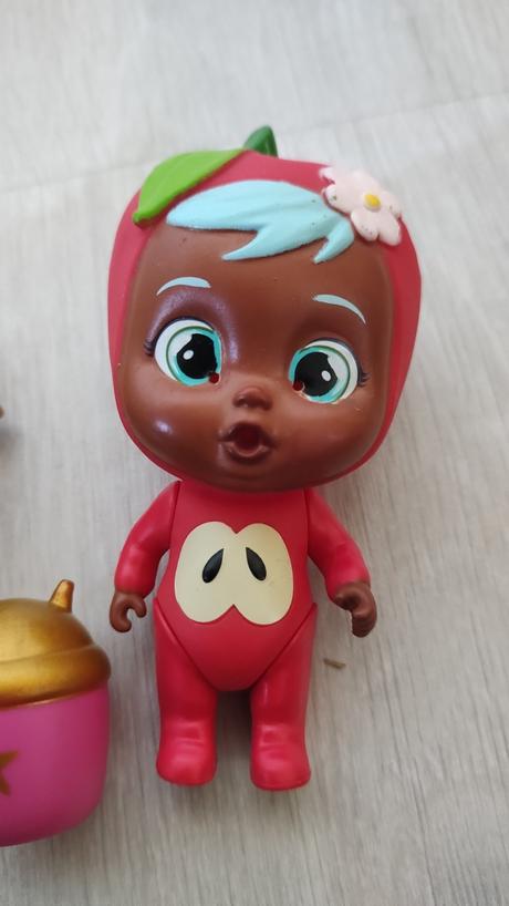 Cry babies - pom triblietavou krabickou, 