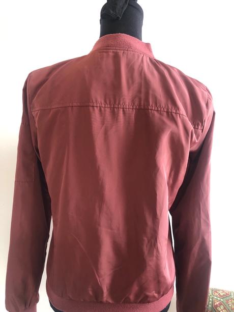 Bunda tenká, only,s