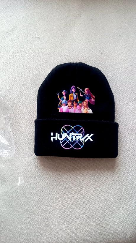 Čierna čiapka huntrix, 