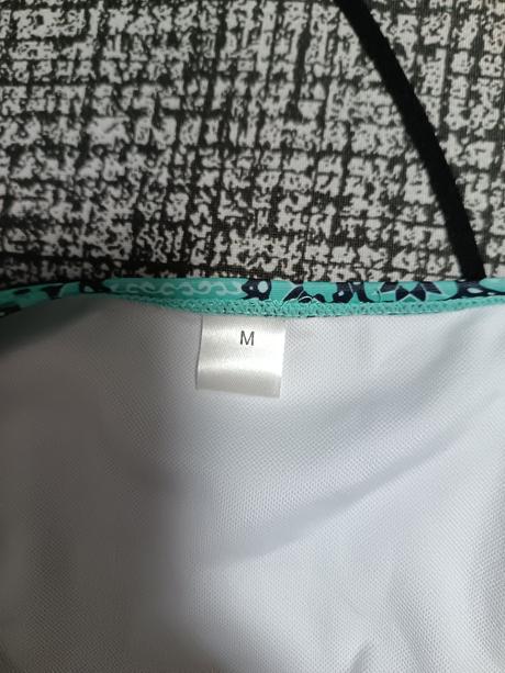 Tyrkysové plavky, m