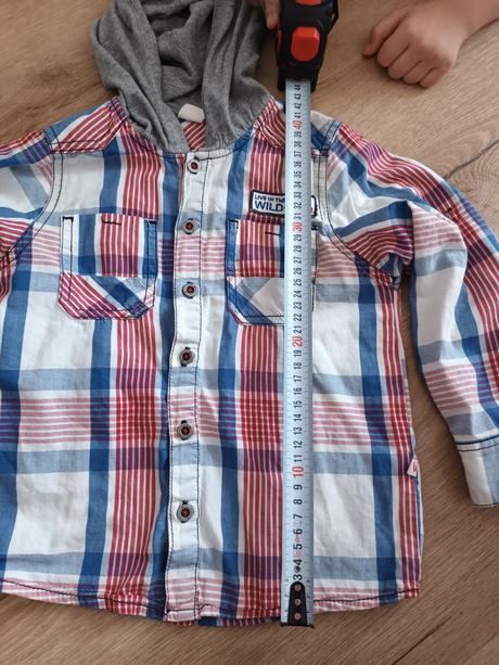 Košeľa s kapucňou, 116