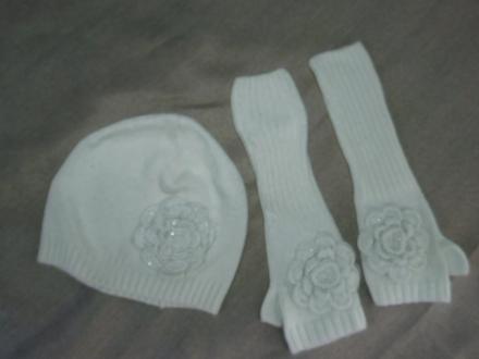 Ciapka + rukavicky, h&m,146