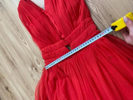 Spoločenské šaty zn. asos, 32