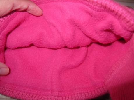 Čapica so šálom, 110