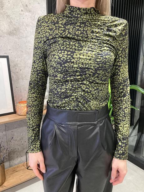 Koženkove nohavice, m