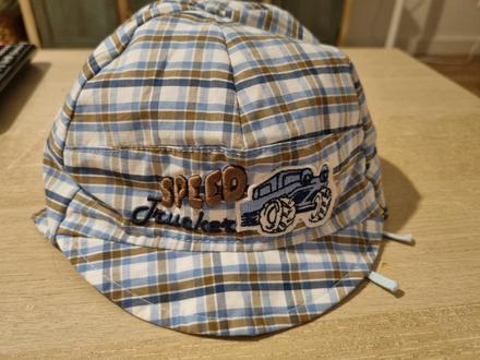 Letná čiapočka, 62