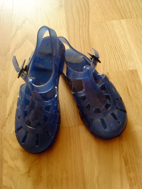 Topánočky do vody, 28