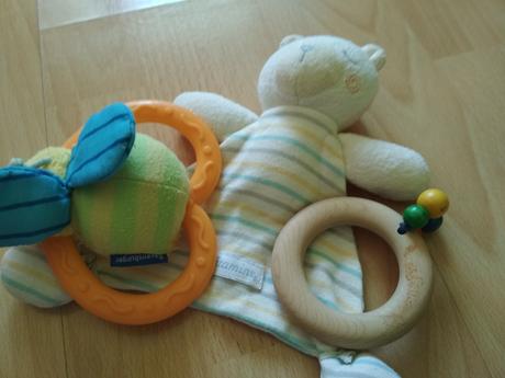 Prvé hračky, drevené, látkové, 