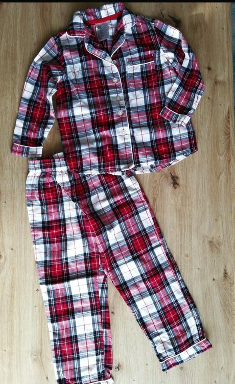 Vianočné pyžamo, h&m,110