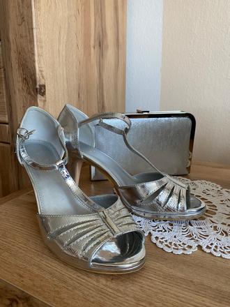 Spolocenske sandale strieborne, 39