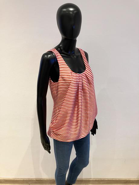 Dámska pásikavá blúzka s bočnými vreckami, s