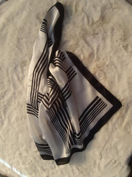 Lahká, jemná šatka, usa pro,xs