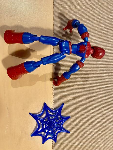 Figúrka spider man,